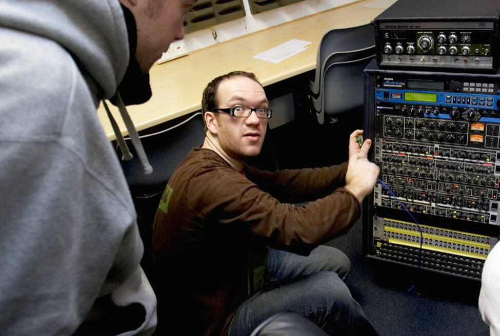 Super high cheeks and a really sunken face